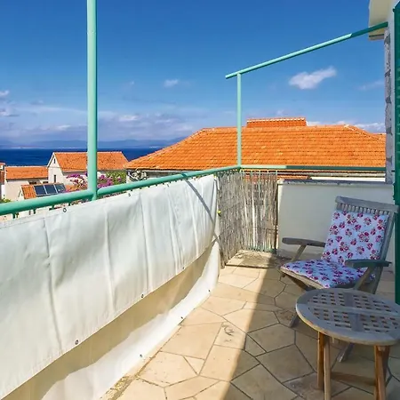Four Bedroom Holiday In *